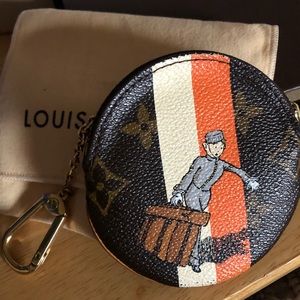 Louis Vuitton key chain pouch